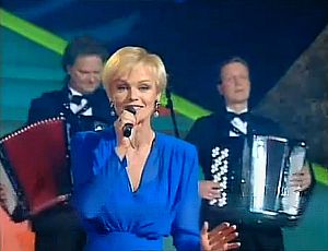 Katri Helena